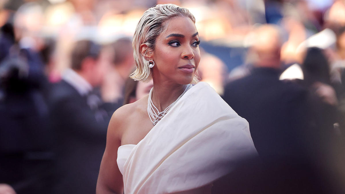 Kelly Rowland Filmed Having Tense Exchange With Security at Cannes